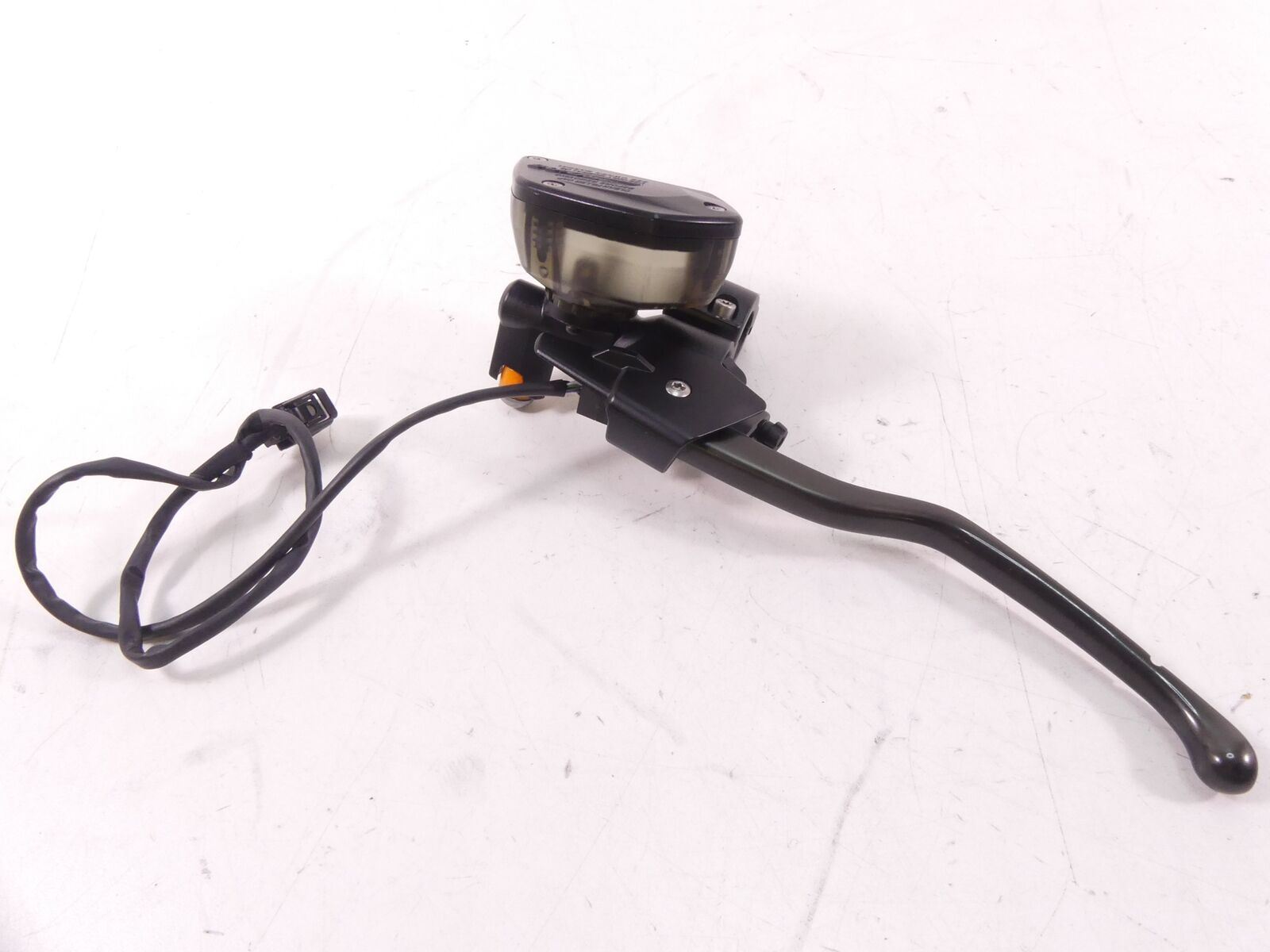 2012 BMW K1600GTL K48 Clutch Master Cylinder 32728533722 {{ shop.shopifyCountryName }} - Mototech271