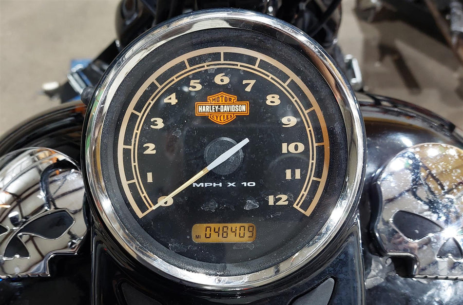 2009 Harley Softail FLSTSB Cross Bones Speedometer Gauge Instrument 48K 70700-08 {{ shop.shopifyCountryName }} - Mototech271