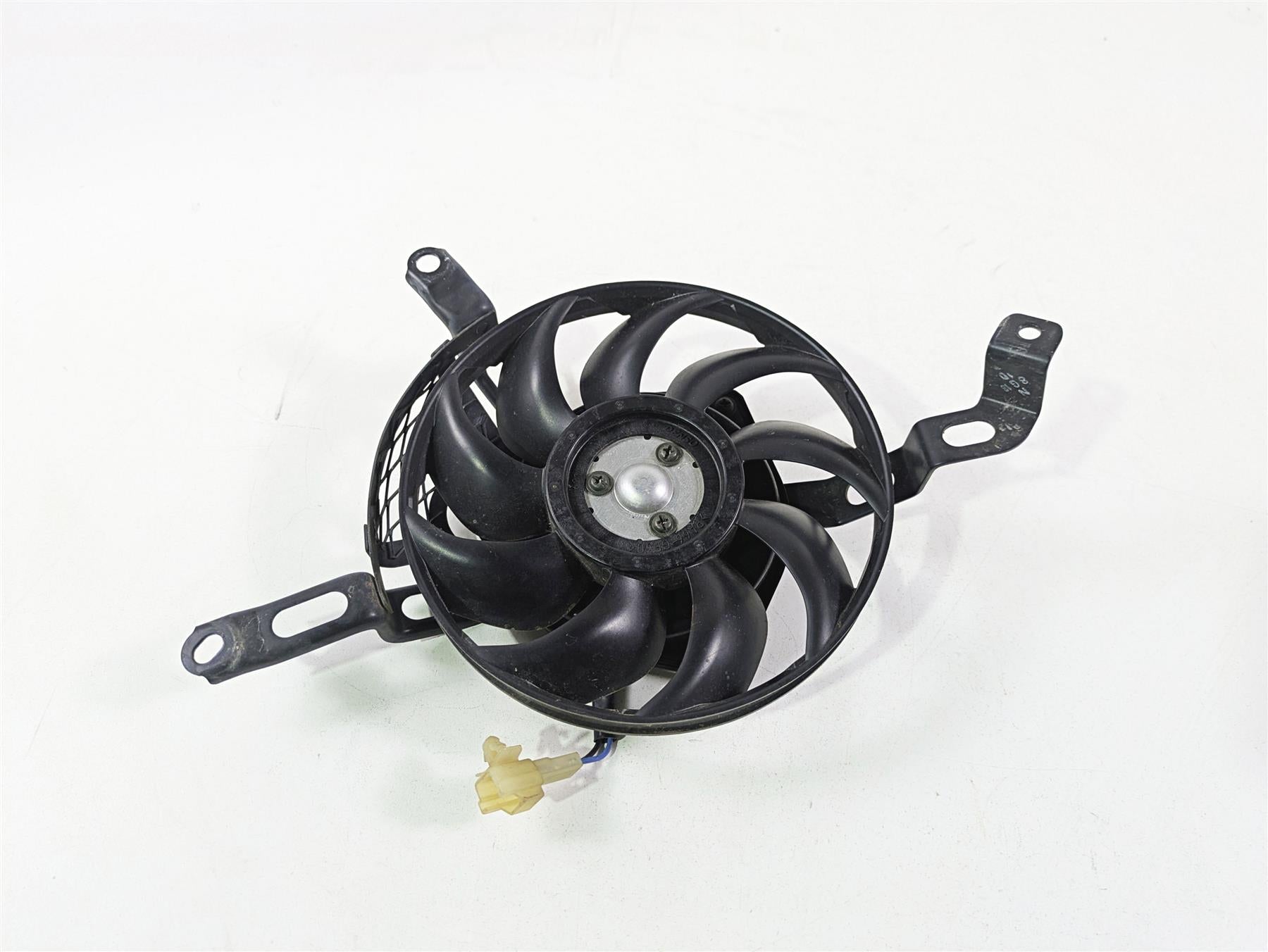 2006 Suzuki GSXR1000 K6 Cooler Radiator Fan - Tested 17800-41G00 {{ shop.shopifyCountryName }} - Mototech271