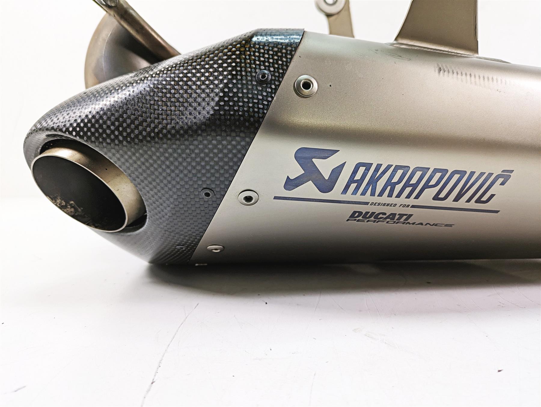 2016 Ducati Panigale 1299 S Akrapovic Exhaust Muffler Pipe Silencer 96480771A {{ shop.shopifyCountryName }} - Mototech271