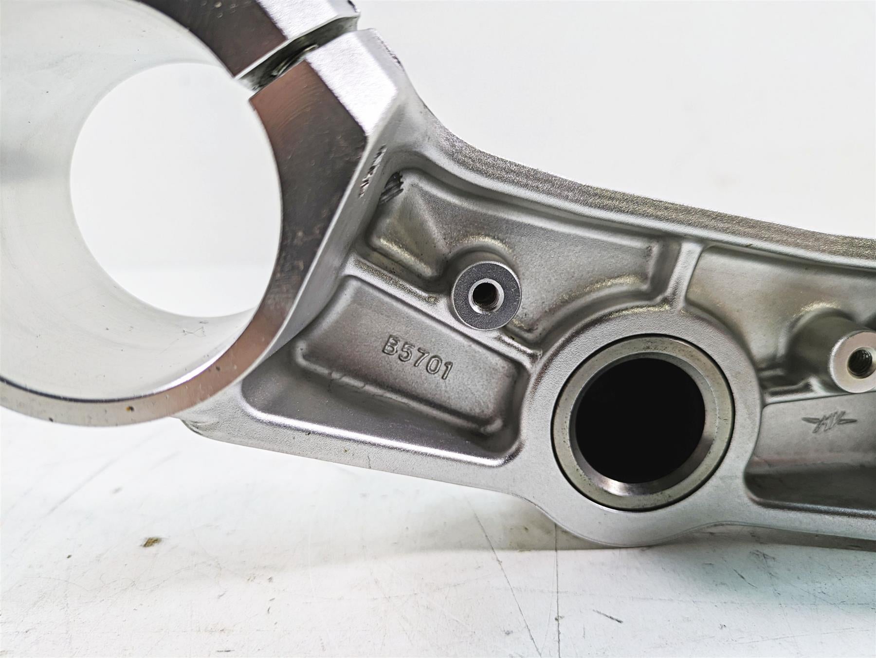 2013 MV Agusta F3 675 ERA Straight Lower Triple Tree Steering Clamp 8000B5701 {{ shop.shopifyCountryName }} - Mototech271