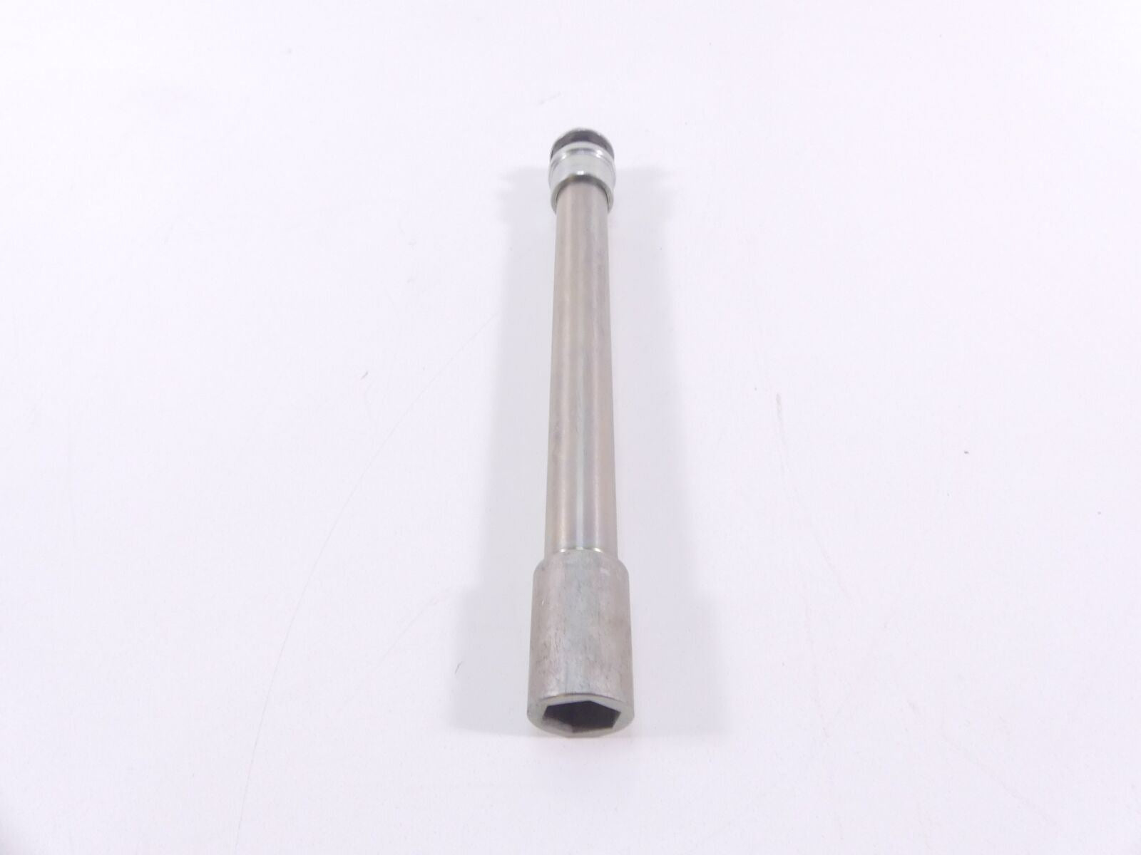 2019 Yamaha VMX17 V-Max 1700 Front Axle Wheel Spindle 22mm 2S3-25181-00-00 {{ shop.shopifyCountryName }} - Mototech271