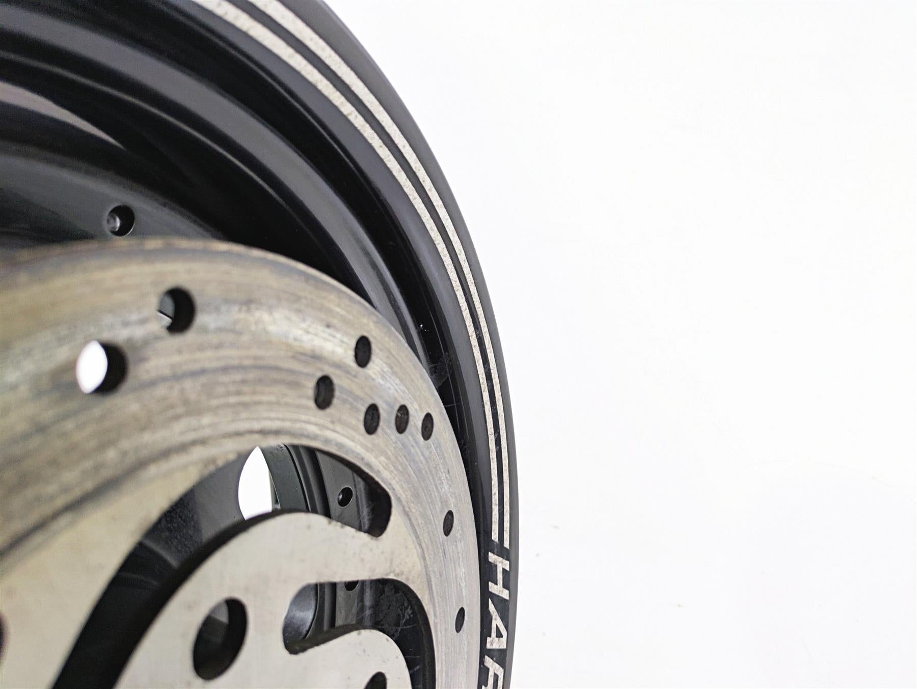 2015 Harley FXDF Dyna Fat Bob Rear Wheel Rim Straight 16x5 Black 40900261 {{ shop.shopifyCountryName }} - Mototech271