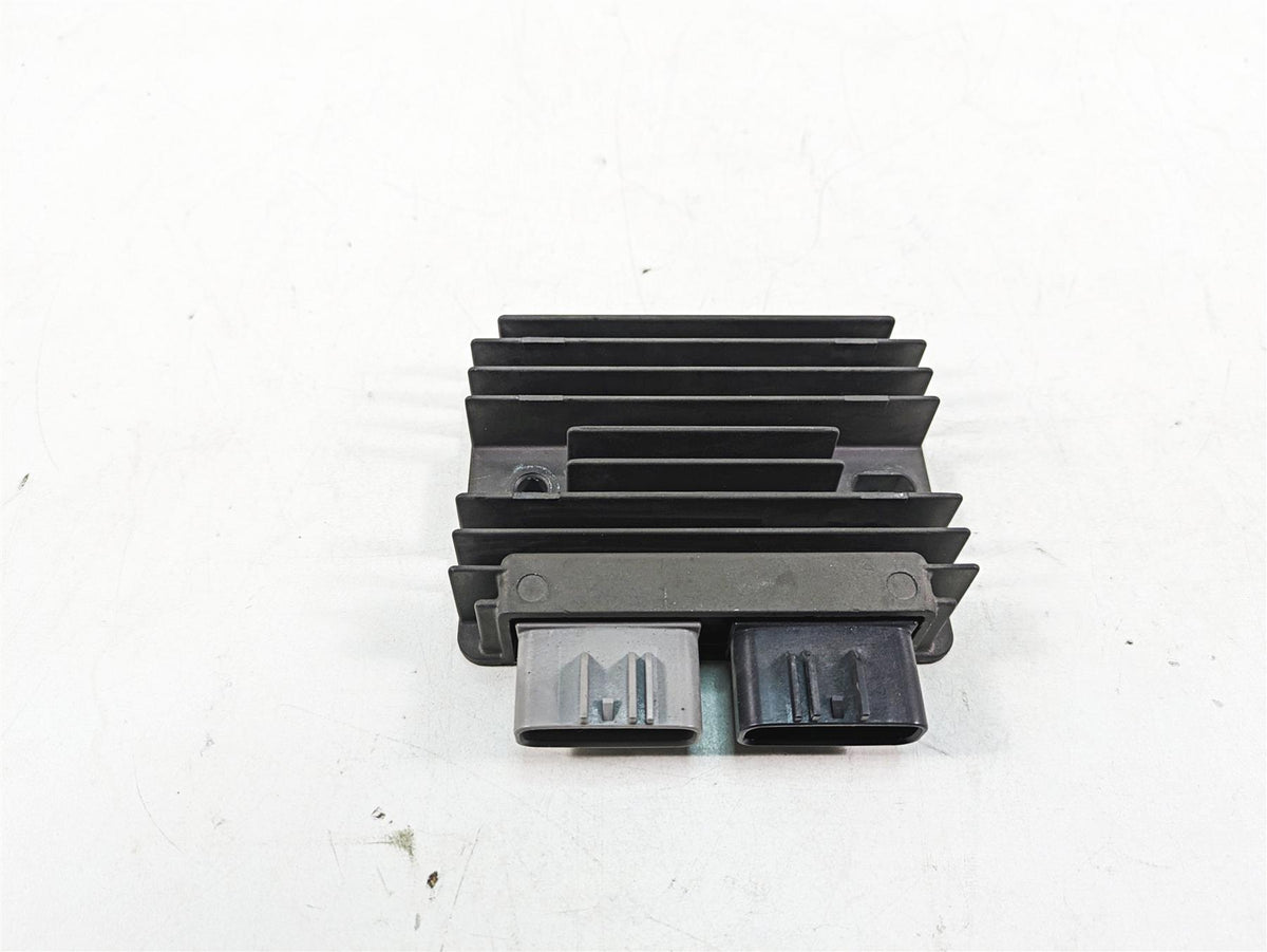2021 Aprilia RS660 Rectifier Voltage Regulator SH870AA 1A012332 {{ shop.shopifyCountryName }} - Mototech271