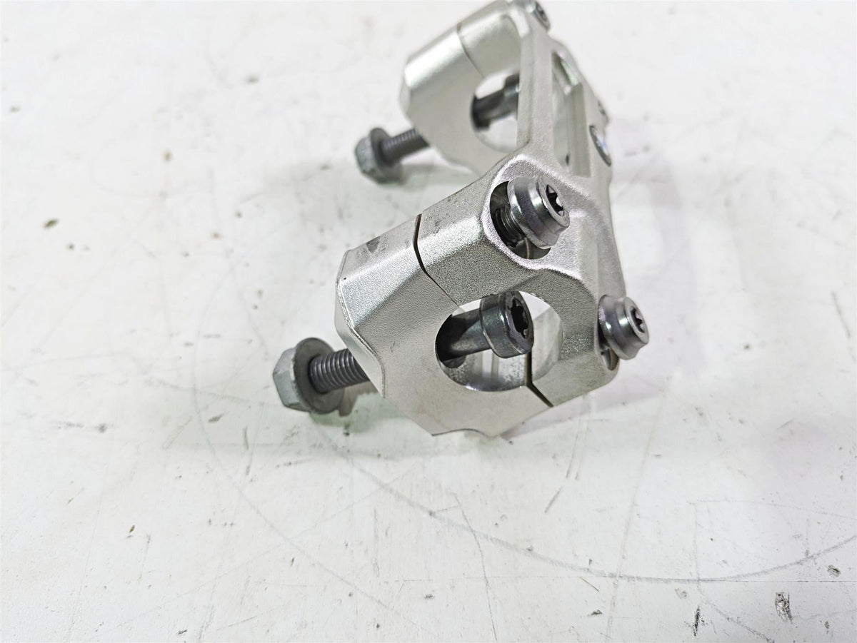 2017 BMW S1000R K47 Handlebar Holder Riser Clamp Set 31428562405 8545997 {{ shop.shopifyCountryName }} - Mototech271