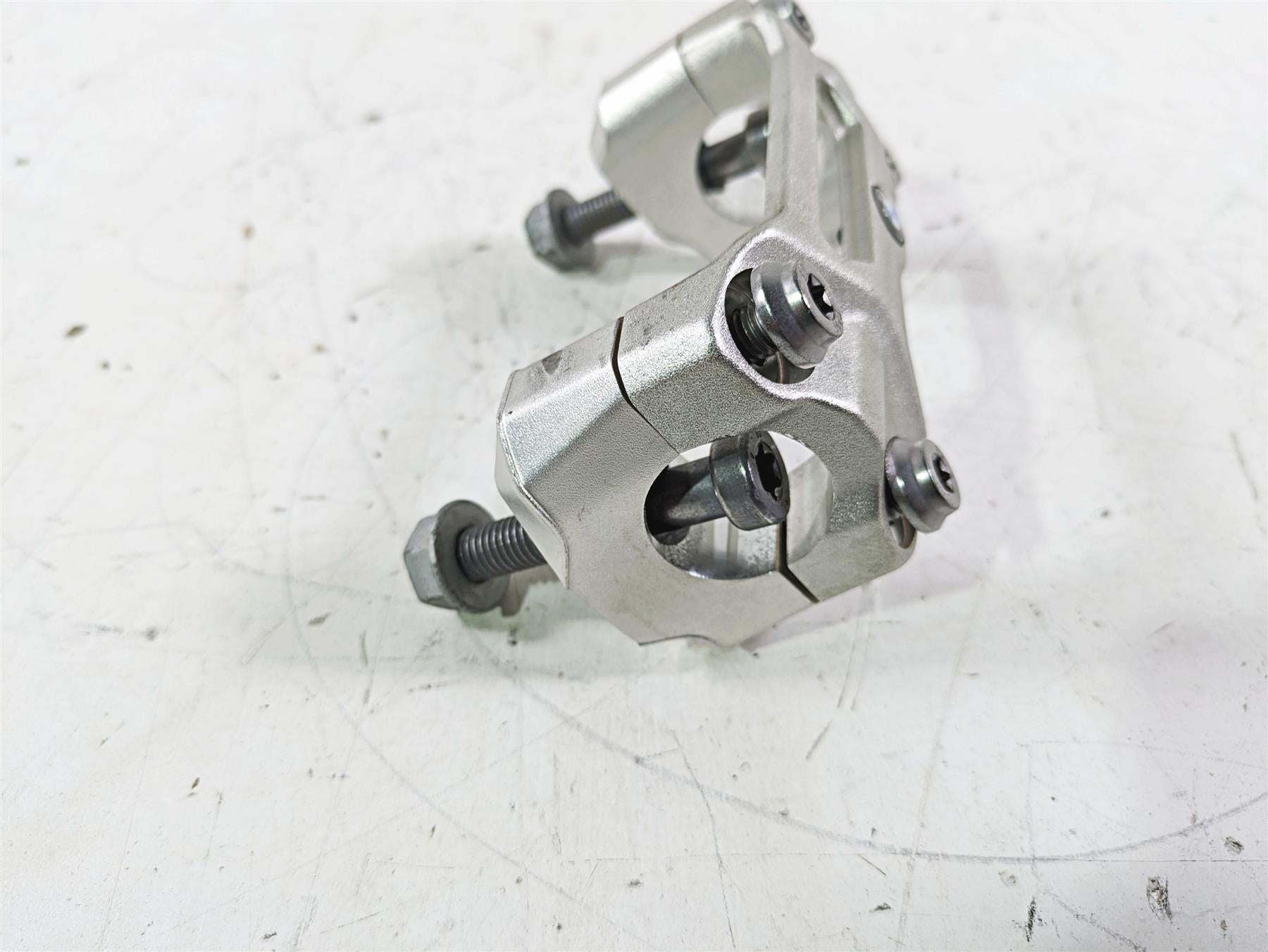 2017 BMW S1000R K47 Handlebar Holder Riser Clamp Set 31428562405 8545997 {{ shop.shopifyCountryName }} - Mototech271