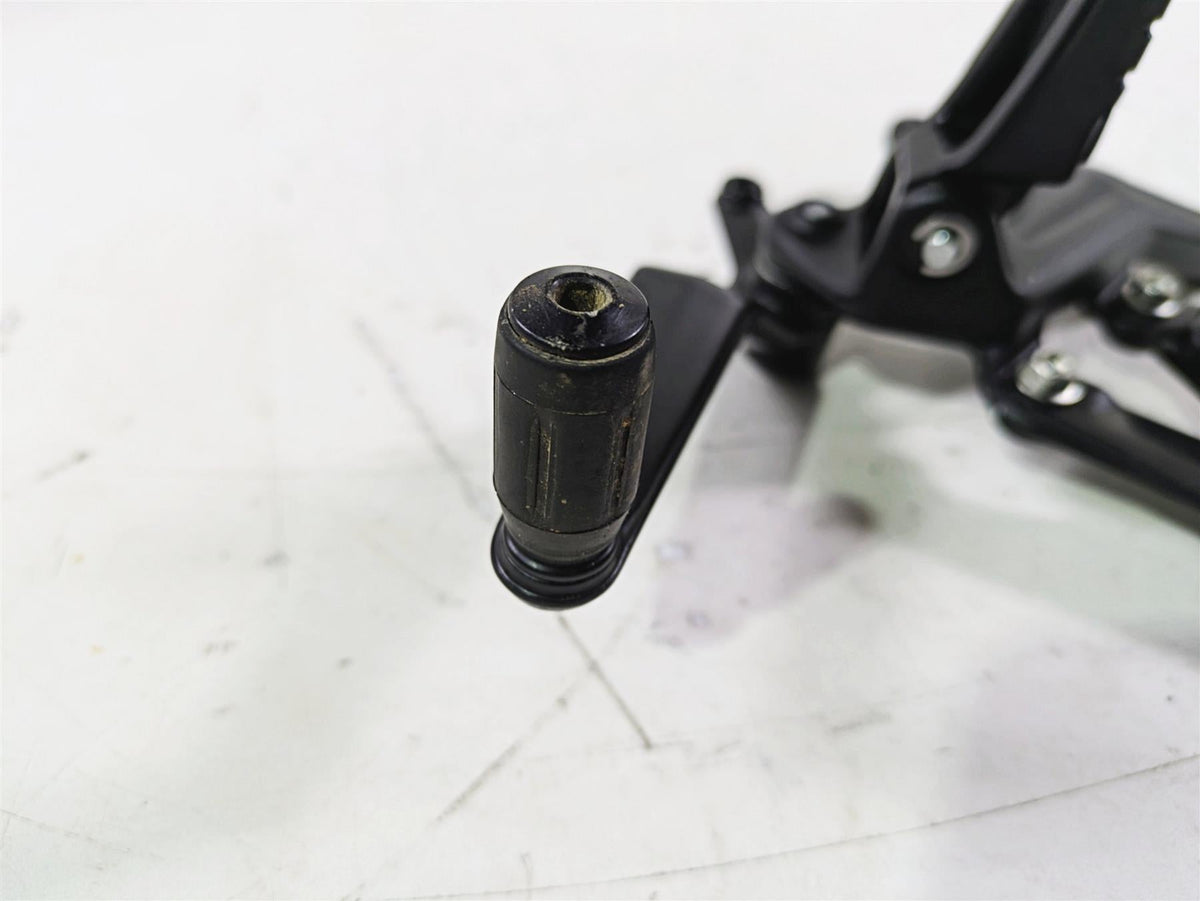 2022 MV Agusta F3 800 Rosso Left Front Footpeg & Shifter Set 80A0B7474 {{ shop.shopifyCountryName }} - Mototech271