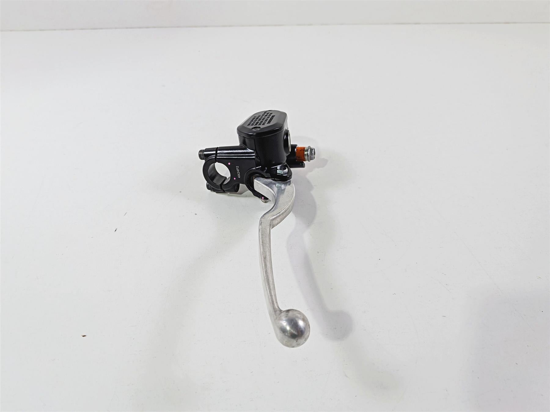 2024 Kawasaki EX500 Ninja 40th An. Front Brake Master Cylinder 43015-0817 {{ shop.shopifyCountryName }} - Mototech271