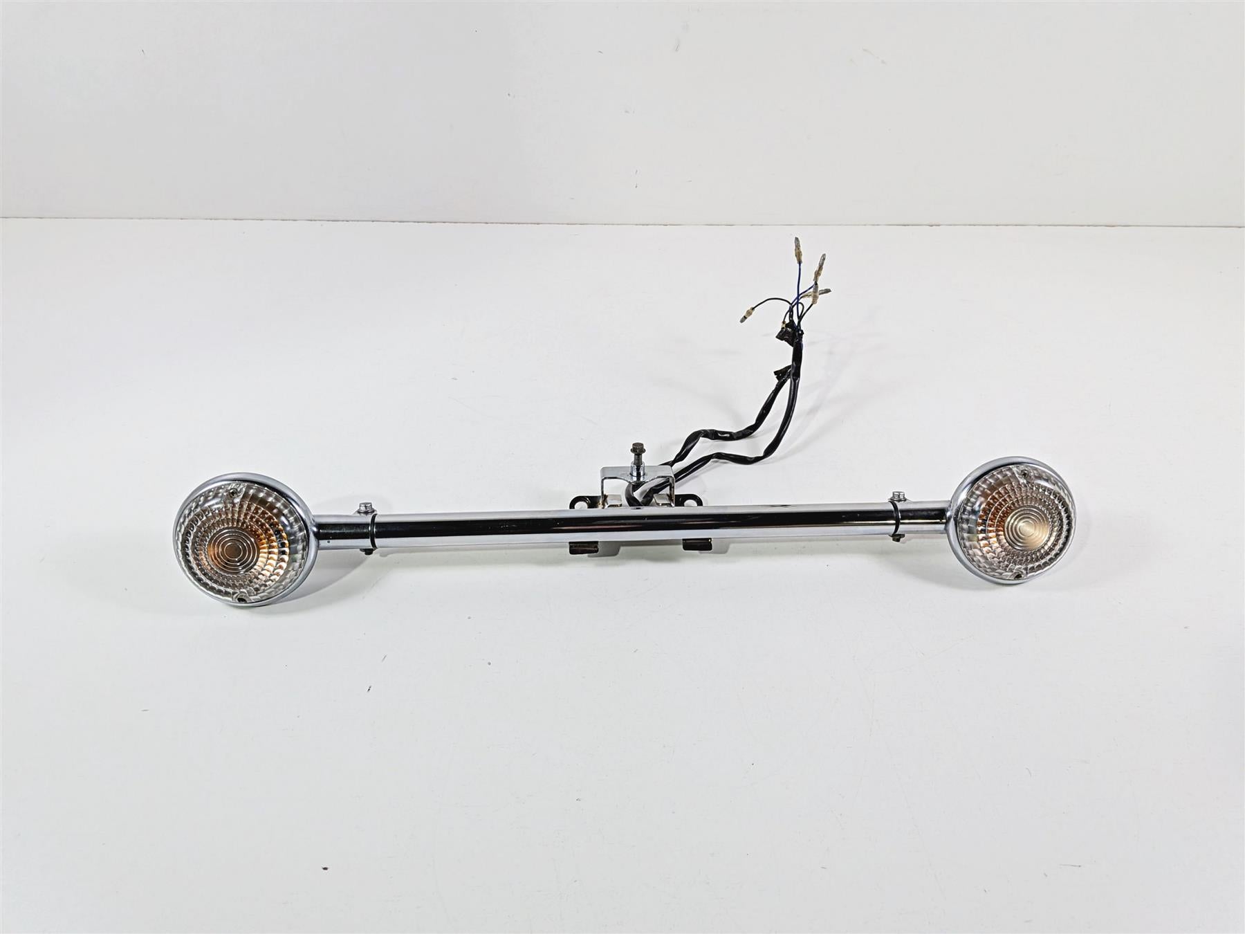 2006 Yamaha XVZ1300 Royal Star Front Blinker Bar Turn Signal Set 1D6-83310-00-00 {{ shop.shopifyCountryName }} - Mototech271