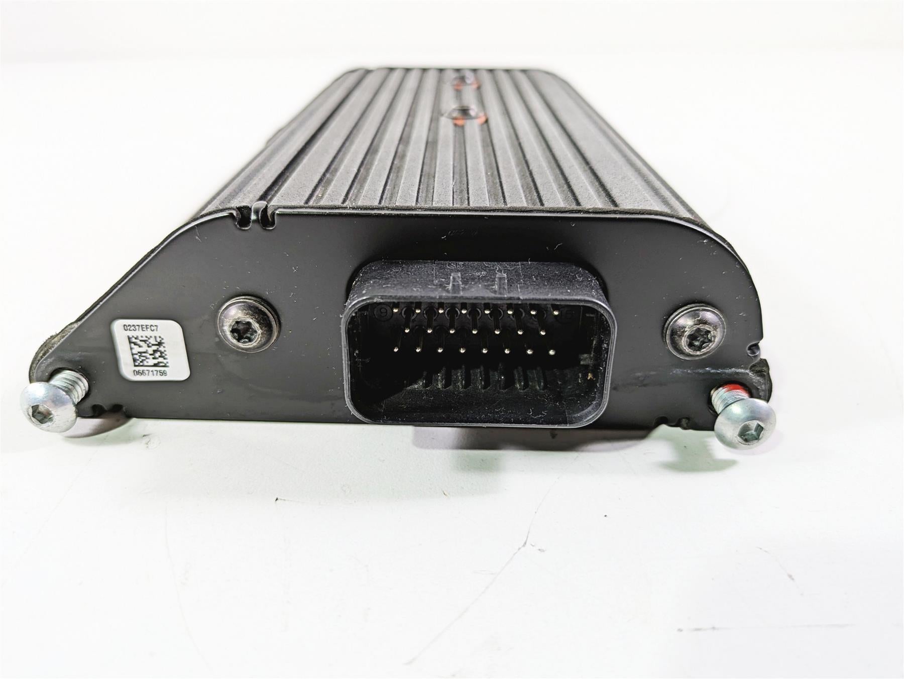 2017 Harley Touring FLHTKSE CVO E-Glide Boom Audio Amplifier Amp 76000277A {{ shop.shopifyCountryName }} - Mototech271