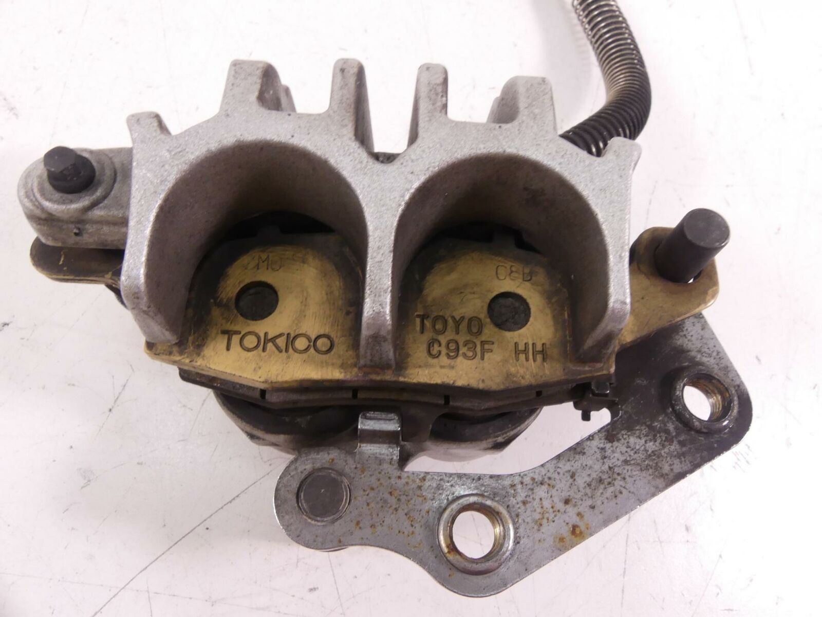 2001 Kawasaki VN1500 Vulcan C Front Tokico Brake Caliper 43041-1824-GN {{ shop.shopifyCountryName }} - Mototech271