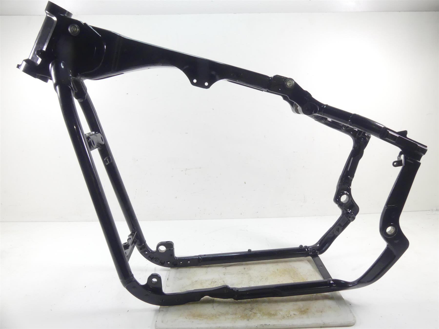 2018 Harley Softail FXBB Street Bob Straight Main Frame Chassis With Salvage Texas Title 47000126 {{ shop.shopifyCountryName }} - Mototech271