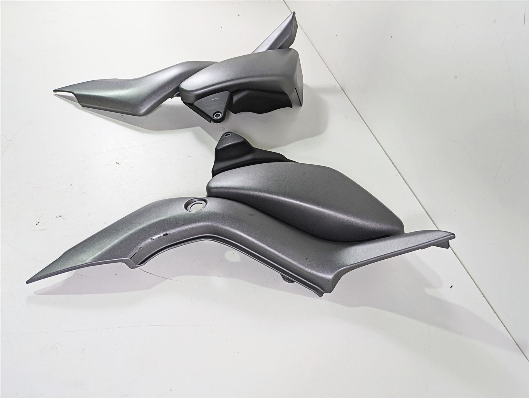 2016 Suzuki M109R VZR1800 Boulevard Side Cover Fairing Set 47210-48GA0 {{ shop.shopifyCountryName }} - Mototech271