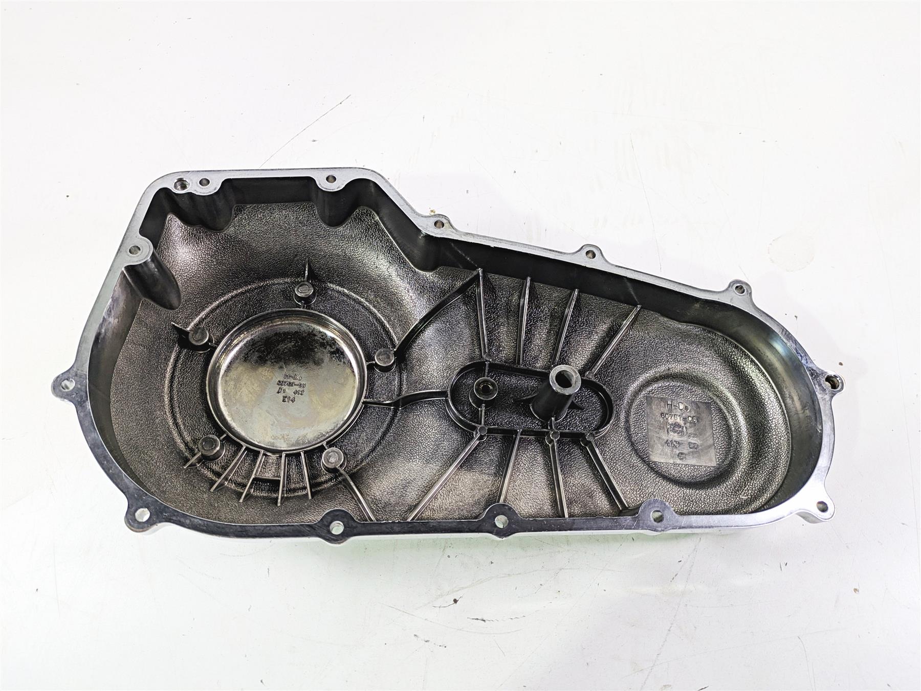 2011 Harley FXDC Dyna Super Glide Outer Primary Drive Clutch Cover 60761-06 {{ shop.shopifyCountryName }} - Mototech271
