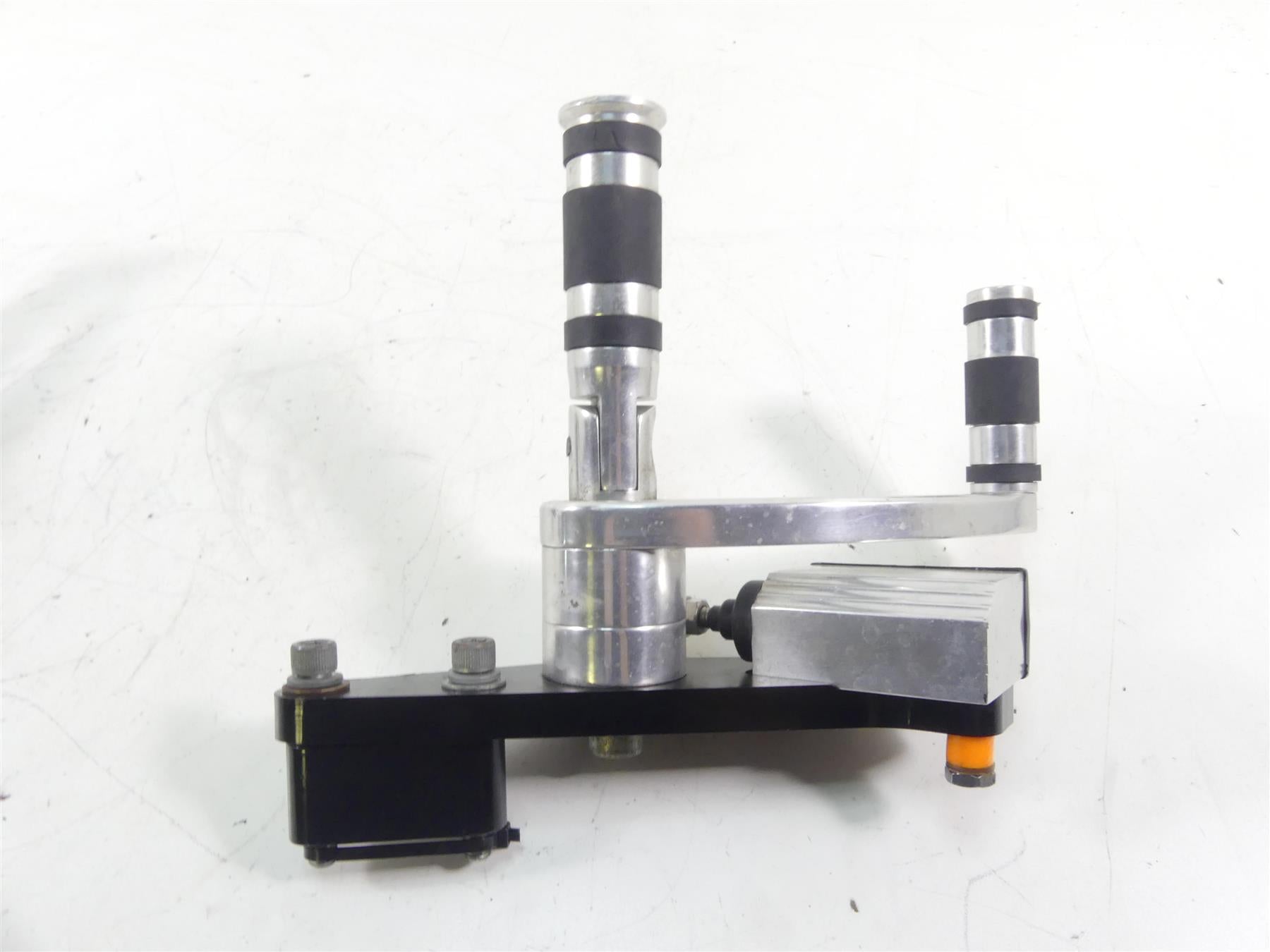 2001 Indian Centennial Scout Front Left Right Foot Control Pegs 41-007 41-008 {{ shop.shopifyCountryName }} - Mototech271