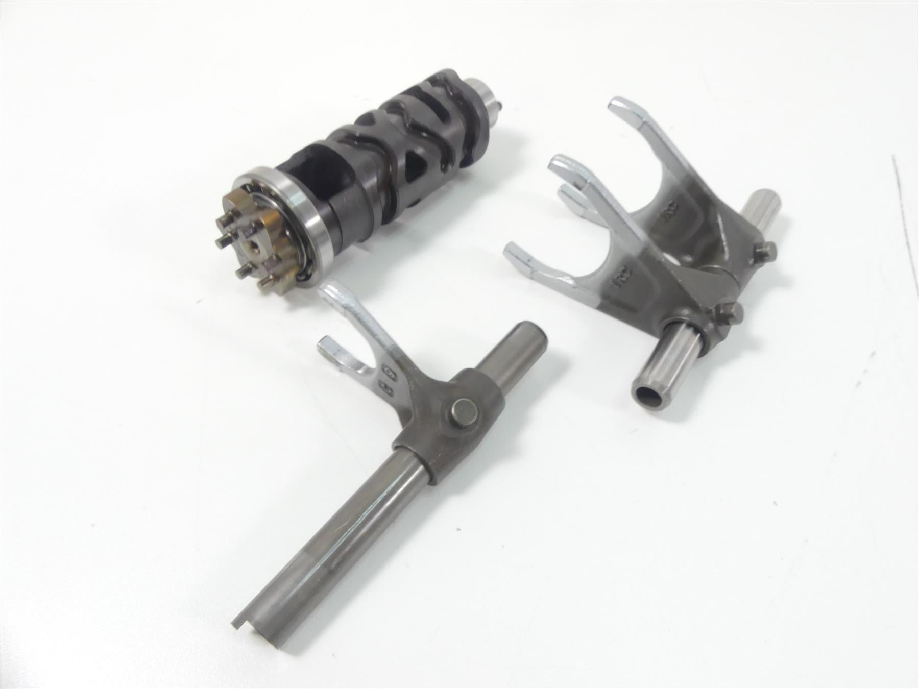 2015 Yamaha MT09 FZ09 Transmission Gears Shift Shaft Drum Forks 1RC-17411-00-00 {{ shop.shopifyCountryName }} - Mototech271