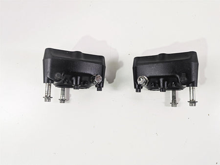 2001 Harley Touring FLHX Street Glide Front Brake Caliper Set 44023-00 44046-00 {{ shop.shopifyCountryName }} - Mototech271