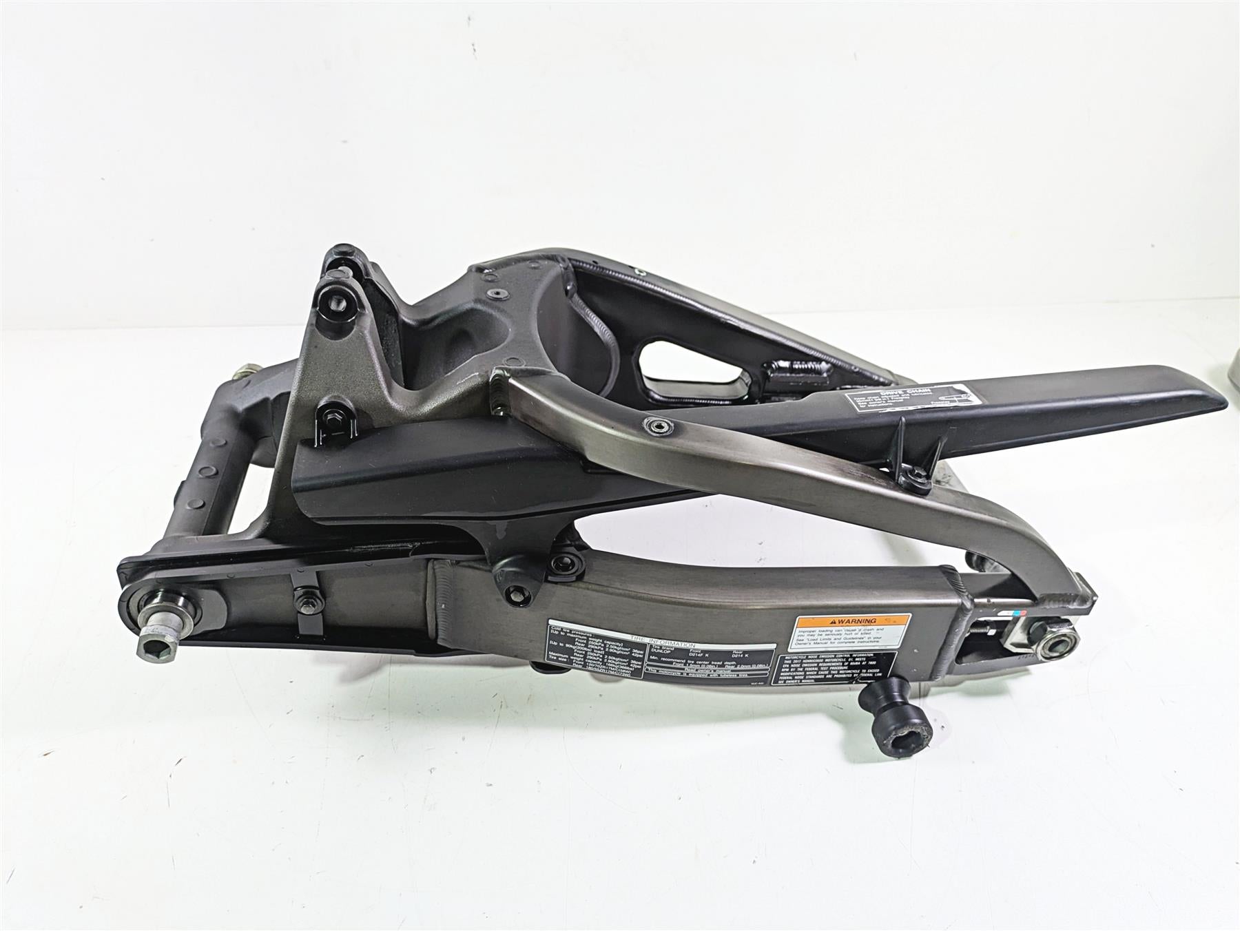 2017 Honda CBR600RR Straight Rear Swing Arm Swingarm & Axle 52200-MFJ-A40 {{ shop.shopifyCountryName }} - Mototech271