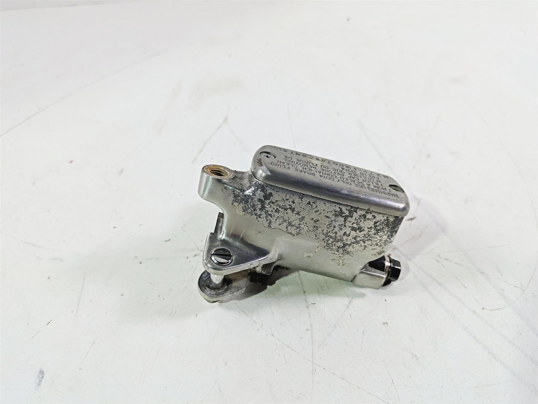 2002 Honda V-Twin VTX1800 C Front Brake Master Cylinder 45510-MZ0-A41 {{ shop.shopifyCountryName }} - Mototech271
