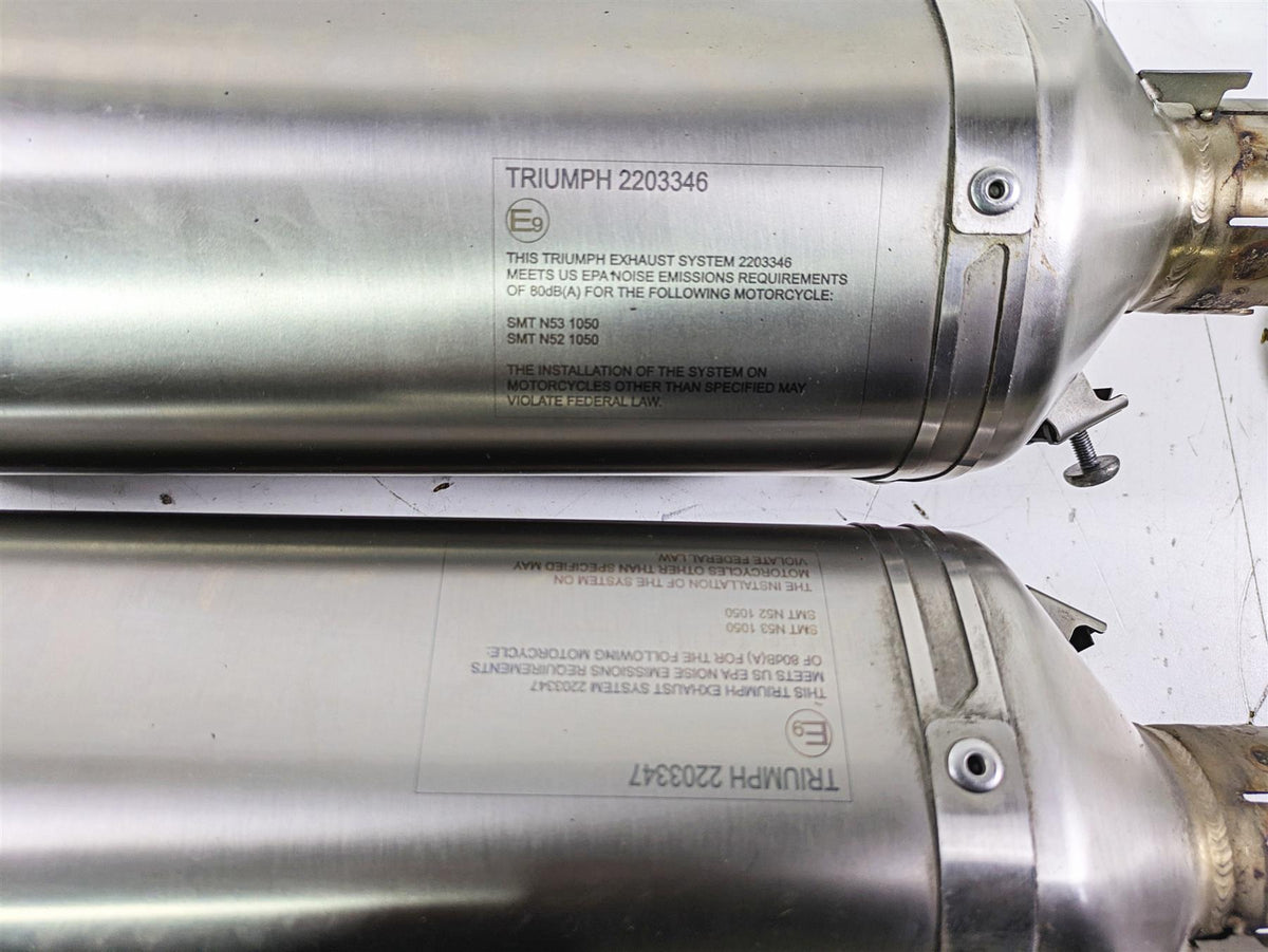 2019 Triumph Speed Triple RS 1050 Arrow Exhaust Pipe Muffler Silencer T2203346 {{ shop.shopifyCountryName }} - Mototech271