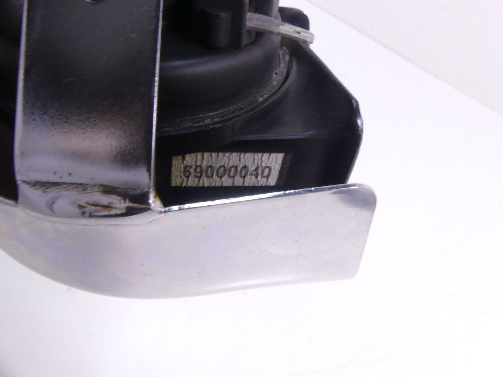 2000 Harley Touring FLHTCI Electra Glide Horn With Chrome Cover 61300478A {{ shop.shopifyCountryName }} - Mototech271