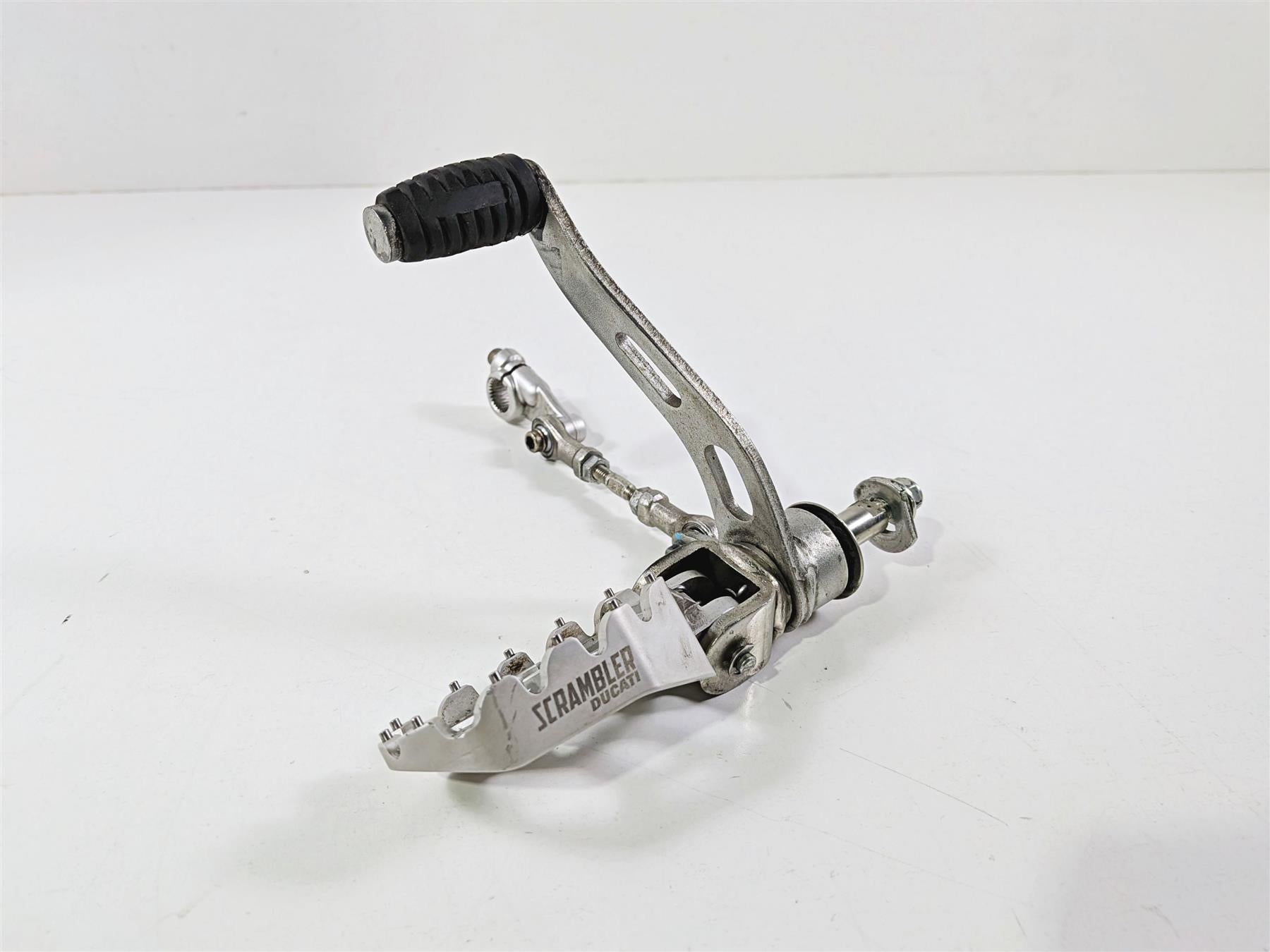 2015 Ducati Scrambler Urban Enduro Left Foot Peg + Mount & Shifter 45620781AA-Mototech271