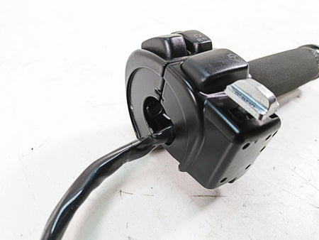 2009 Harley Touring FLHTCU Electra Glide Right Control Switch - Read 71684-06A {{ shop.shopifyCountryName }} - Mototech271
