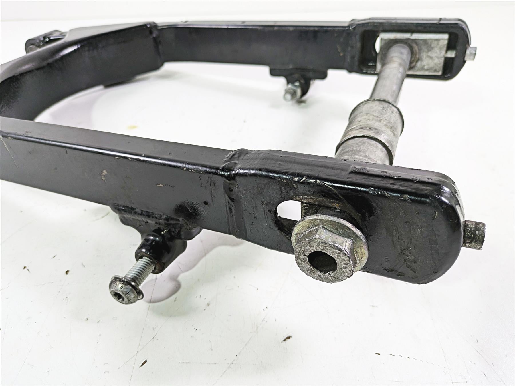 2016 Harley FXDL Dyna Low Rider Rear Swingarm Swing Arm Suspension 47820-10 {{ shop.shopifyCountryName }} - Mototech271