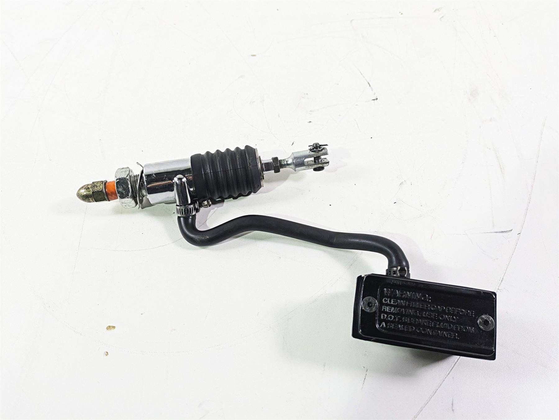 1996 Harley Touring FLHTCUI Electra Glide Rear Brake Master Cylinder 41755-95A {{ shop.shopifyCountryName }} - Mototech271