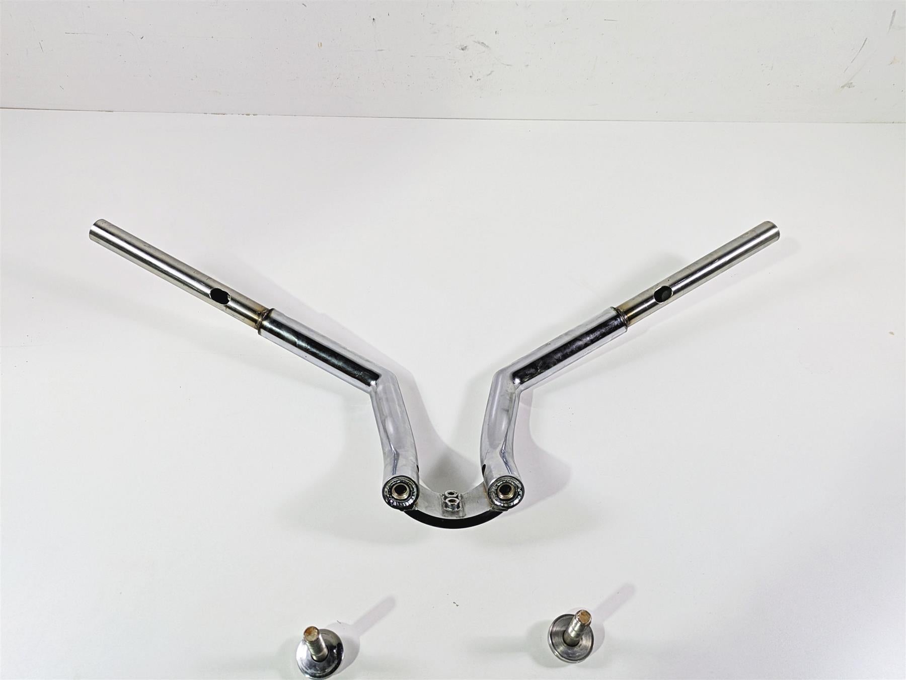 2004 Big Dog Chopper Slightly Bent Handlebars Handle Bars BD2219-1 {{ shop.shopifyCountryName }} - Mototech271