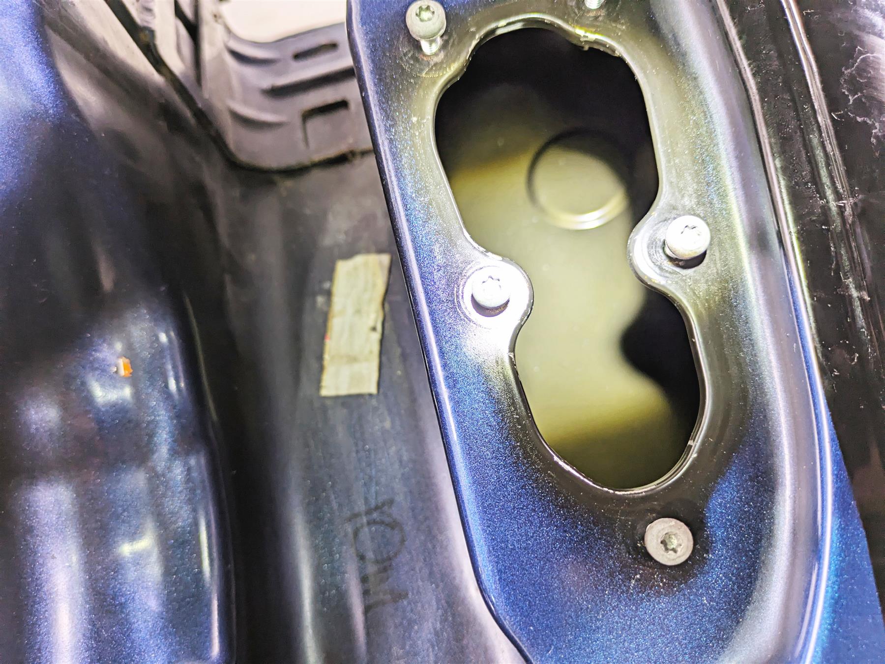 2018 Harley FLHCS Softail Heritage 115th Fuel Tank 2-Tone - No Dents 61000674 {{ shop.shopifyCountryName }} - Mototech271