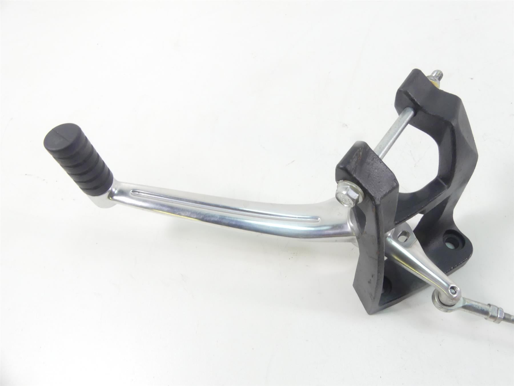 2020 Indian Roadmaster Front Left Foot Mount & Shifter Lever 5138351 5138405 {{ shop.shopifyCountryName }} - Mototech271