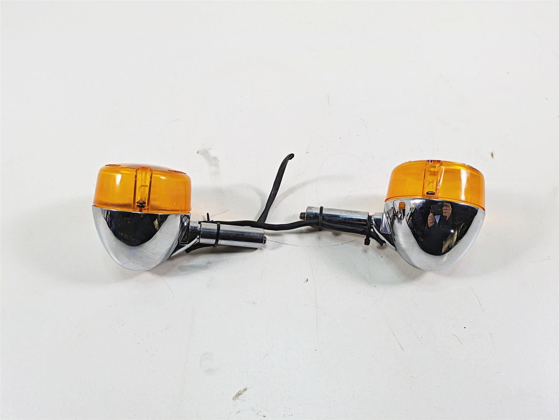 1986 Harley Sportster XLH 883 Front Turn Signal Blinker Set -Read 68404-86 {{ shop.shopifyCountryName }} - Mototech271