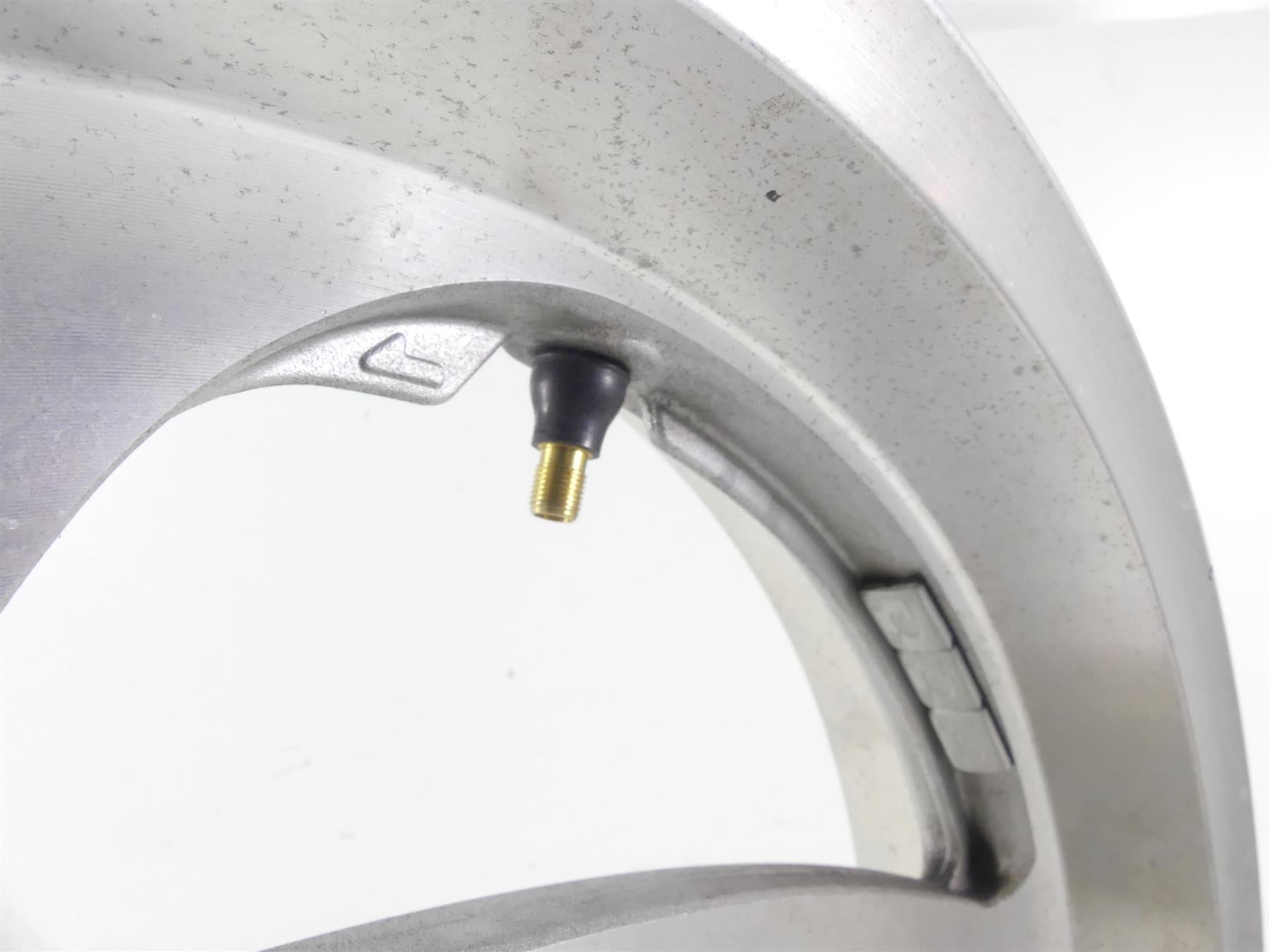 2006 Honda VTX1800 C2 Straight 18x3.5 Front Wheel Rim 44650-MCH-C10 {{ shop.shopifyCountryName }} - Mototech271