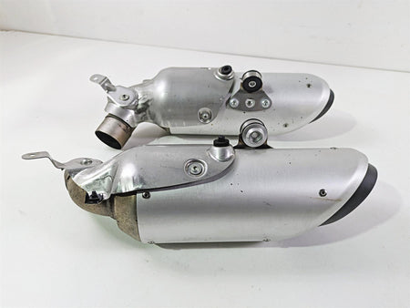 2022 Ducati Hypermotard 950 Exhaust Muffler Silencer Set 57314583A 57414583A {{ shop.shopifyCountryName }} - Mototech271