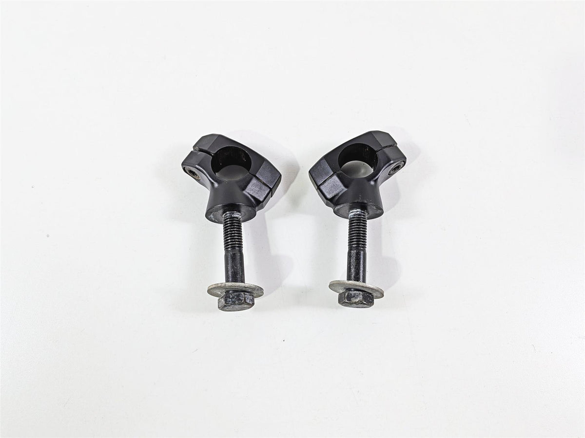 2016 Victory Cross Country Black Handlebar Holder Riser Mount Set 5139570 {{ shop.shopifyCountryName }} - Mototech271