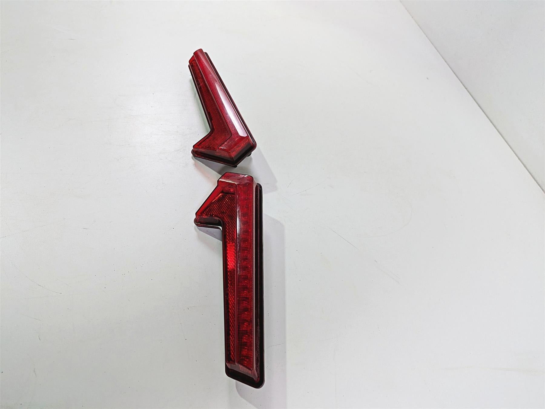 2020 Polaris Sportsman 1000 XP Taillight Tail Light Lamp Set 2413429 2413430 {{ shop.shopifyCountryName }} - Mototech271
