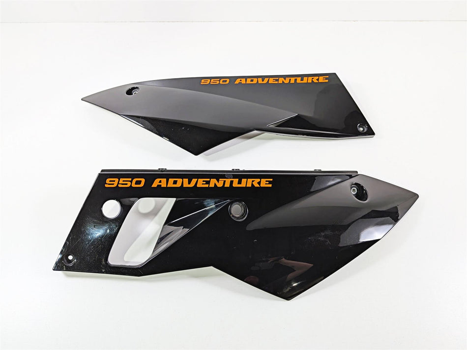 2005 KTM 950 LC8 Adventure Rear Tail Side Cover Fairings 60008041000 60008042000 {{ shop.shopifyCountryName }} - Mototech271