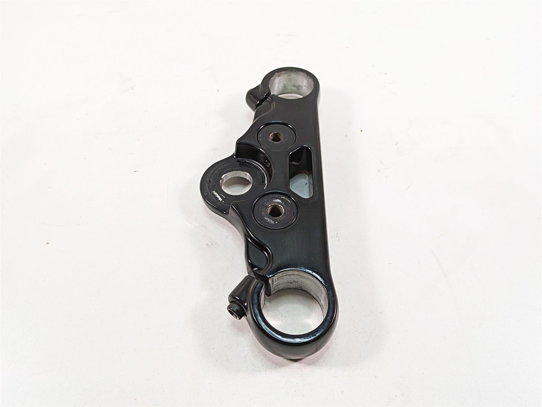 2009 Harley FXDF Dyna Fat Bob Upper Triple Tree Steering Clamp 49mm 47661-08 {{ shop.shopifyCountryName }} - Mototech271