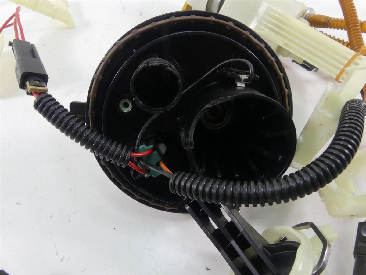2012 Harley Touring FLHTP Electra Glide Fuel Gas Petrol Pump Tested 62908-08 {{ shop.shopifyCountryName }} - Mototech271