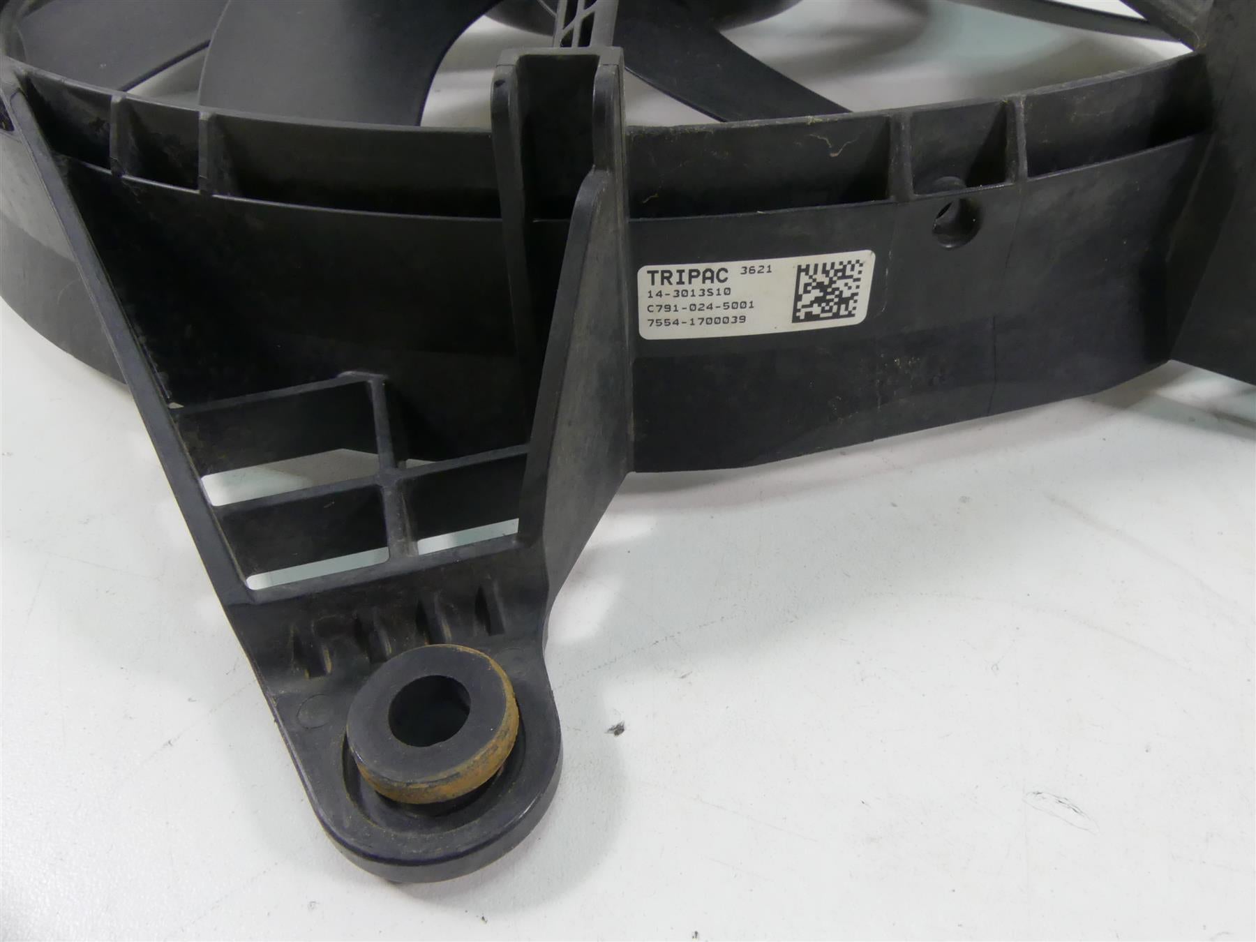 2021 Kawasaki Teryx KRX1000 KRF1000 Radiator Coolant Fan 59502-0628 {{ shop.shopifyCountryName }} - Mototech271