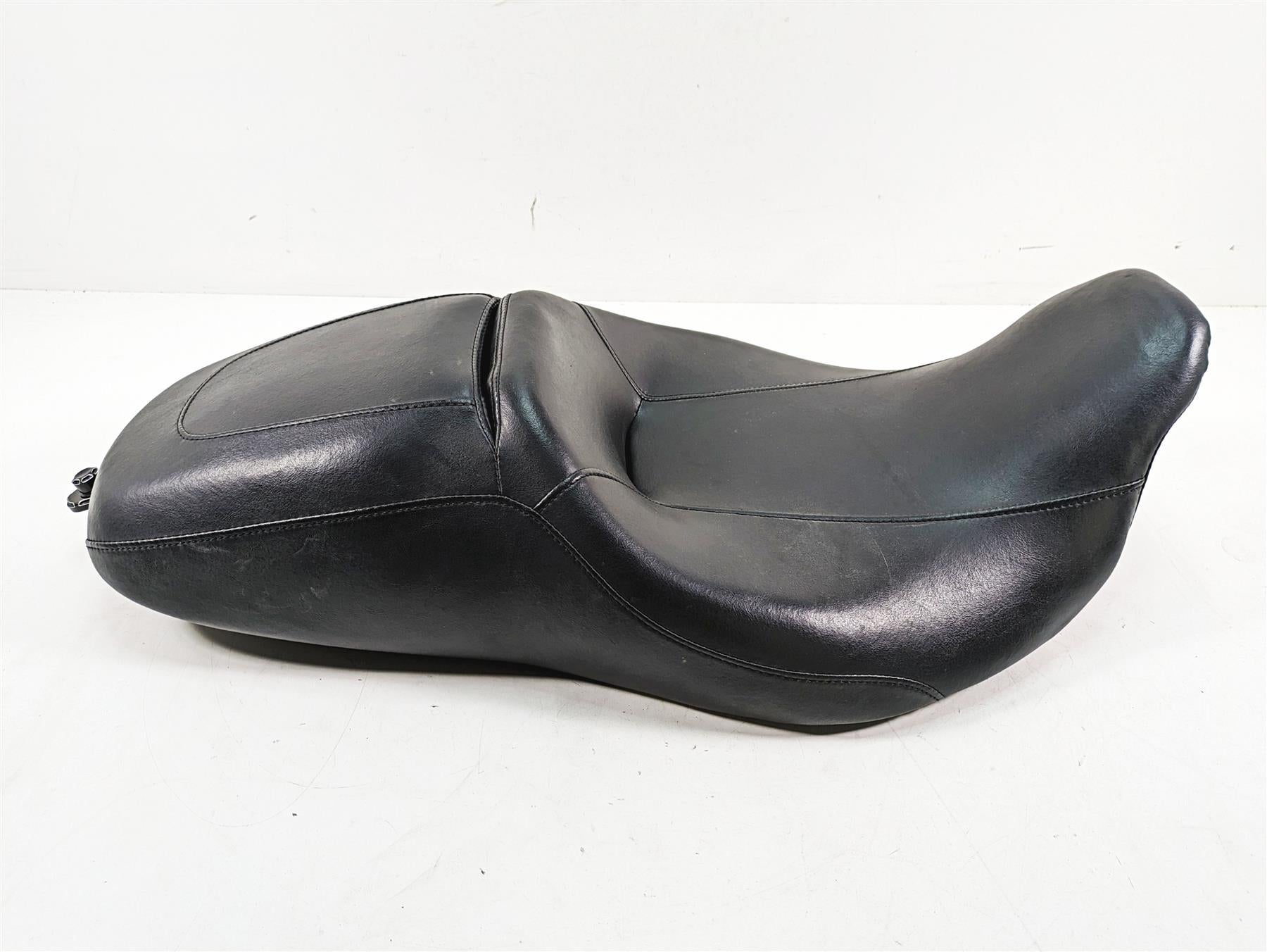 2019 Harley Touring FLHX Street Glide Seat Saddle Low 52320-11 | Mototech271