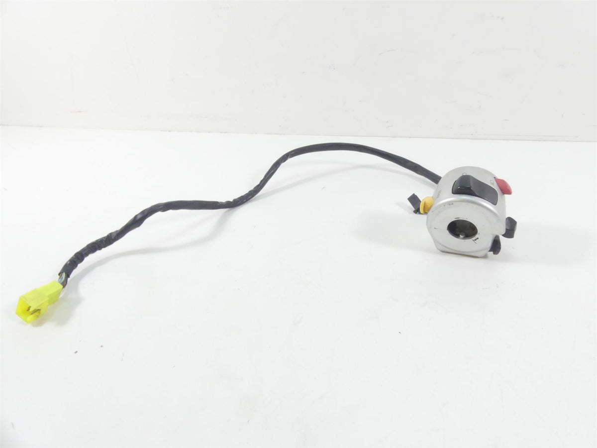2007 Suzuki M109R VZR1800 Boulevard Left Light Blinkr Control Switch 37400-48G10 {{ shop.shopifyCountryName }} - Mototech271