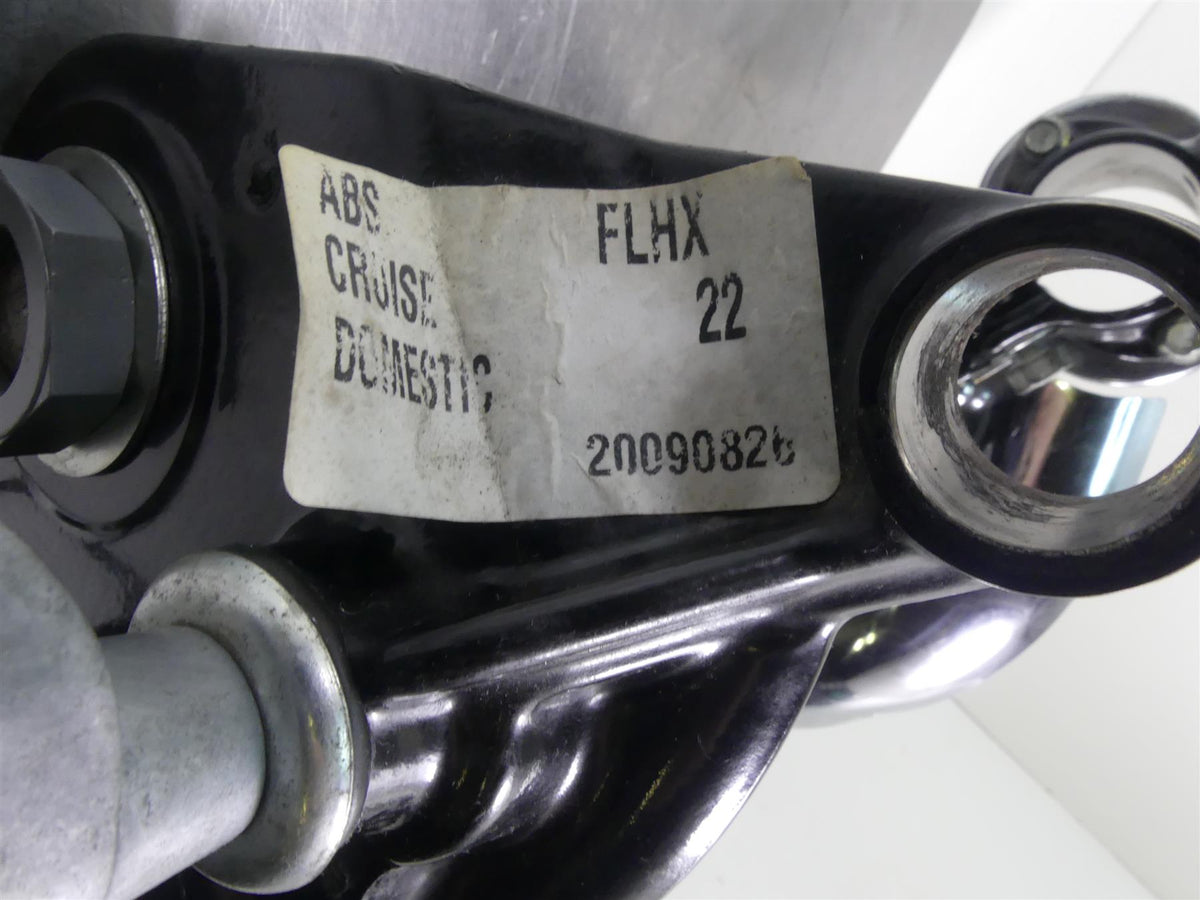 2010 Harley Touring FLHX Street Glide Upper Lower 41mm Triple Tree Set 45446-09 {{ shop.shopifyCountryName }} - Mototech271
