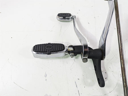 2007 Harley FXDWG Dyna Wide Glide Crested Footpeg Shift Brake Pedal Set 33693-03 {{ shop.shopifyCountryName }} - Mototech271