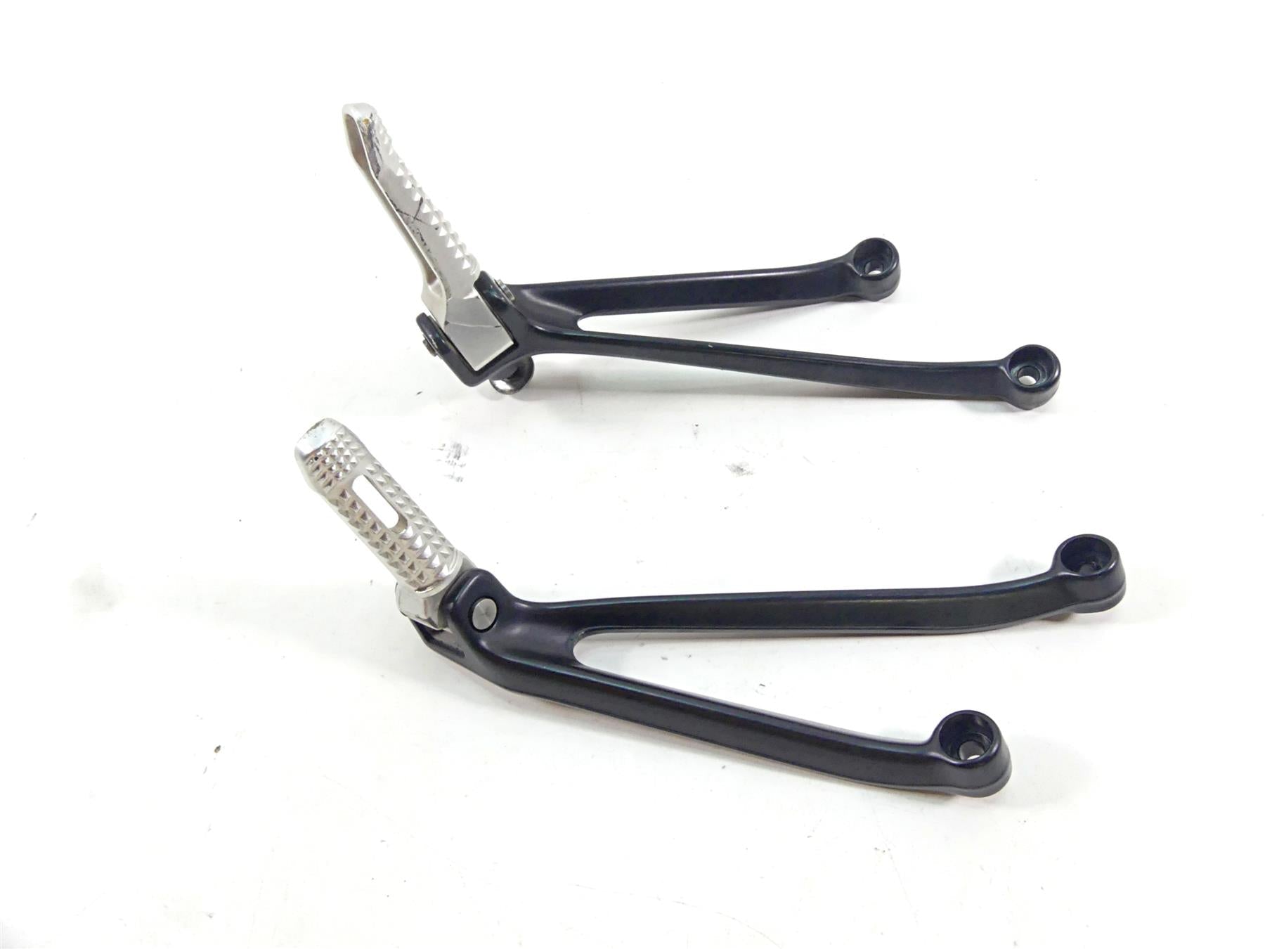 2013 BMW S1000RR K46 Rear Passenger Foot Peg Rest Set 46718521680 46718521681 {{ shop.shopifyCountryName }} - Mototech271