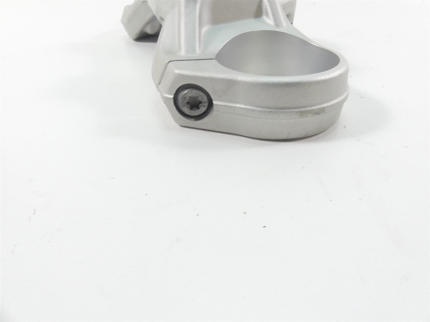 2016 BMW S1000XR K49 Upper Triple Tree Steering Clamp 31428554470 {{ shop.shopifyCountryName }} - Mototech271