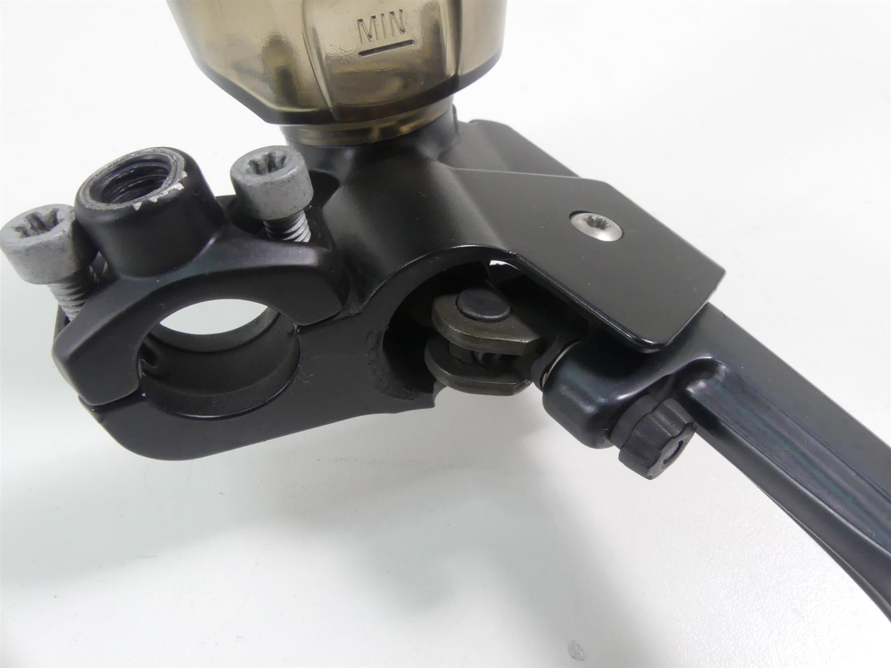 2017 BMW F800GS K72 Front Brake Master Cylinder 15mm 32728530045 {{ shop.shopifyCountryName }} - Mototech271