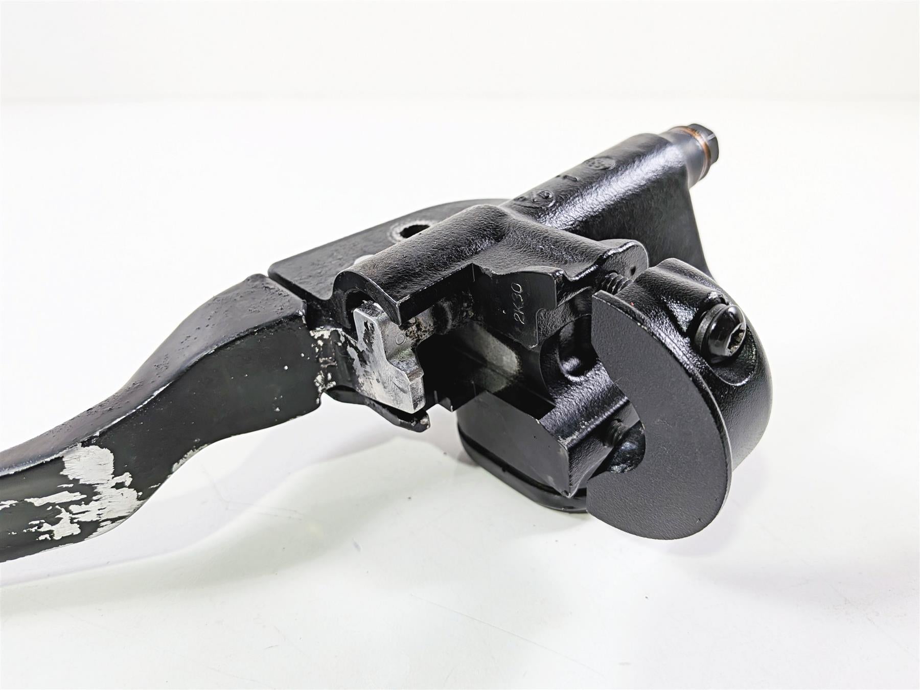 2022 Harley Softail FXLRST Low Rider Front Brake Master Cylinder 5/8" 41700492 {{ shop.shopifyCountryName }} - Mototech271