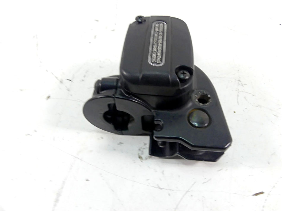 2015 Harley Davidson VRSCDX Night Rod Sp Front Brake Master Cylinder 44551-08F {{ shop.shopifyCountryName }} - Mototech271